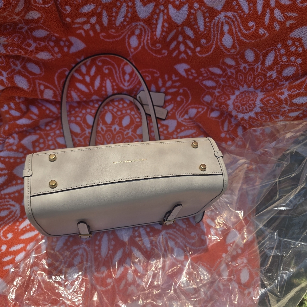 Coach Swing Zip Shoulder Bag - Picture 15 of 16